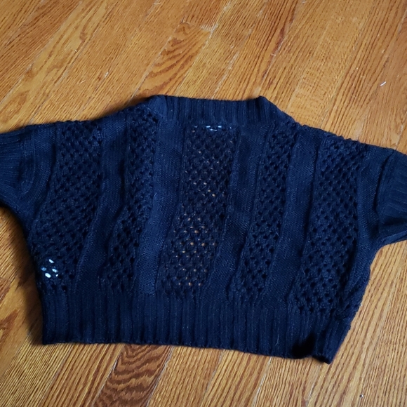 Shrug Sweater - Picture 6 of 9